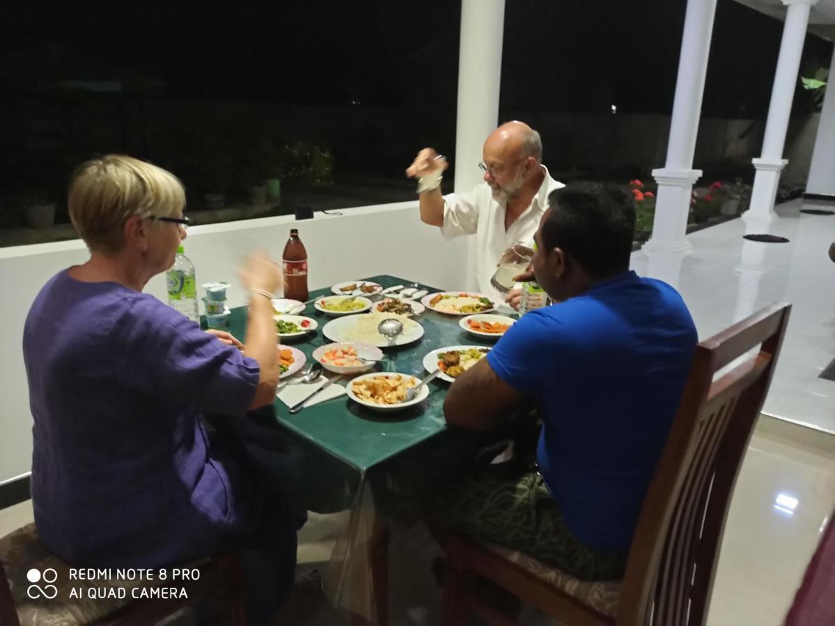 Geethani Tourist Home Polonnaruwa Zewnętrze zdjęcie