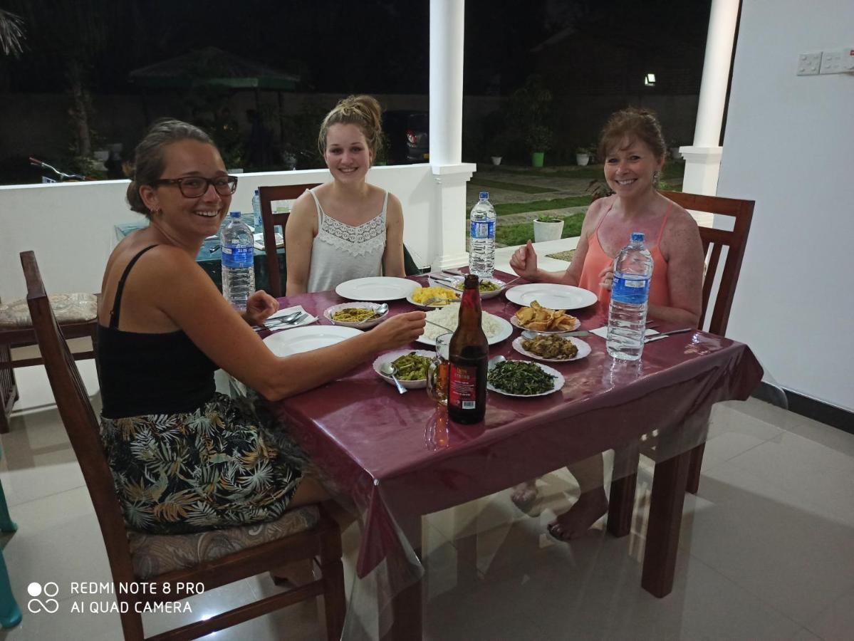 Geethani Tourist Home Polonnaruwa Zewnętrze zdjęcie